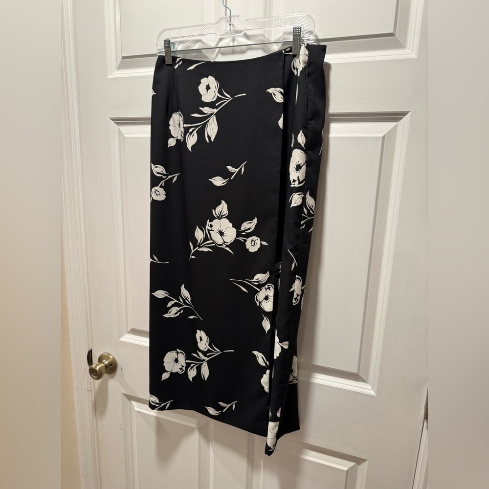 Talbots Floral Maxi Skirt​​​​ - Picture 3 of 7